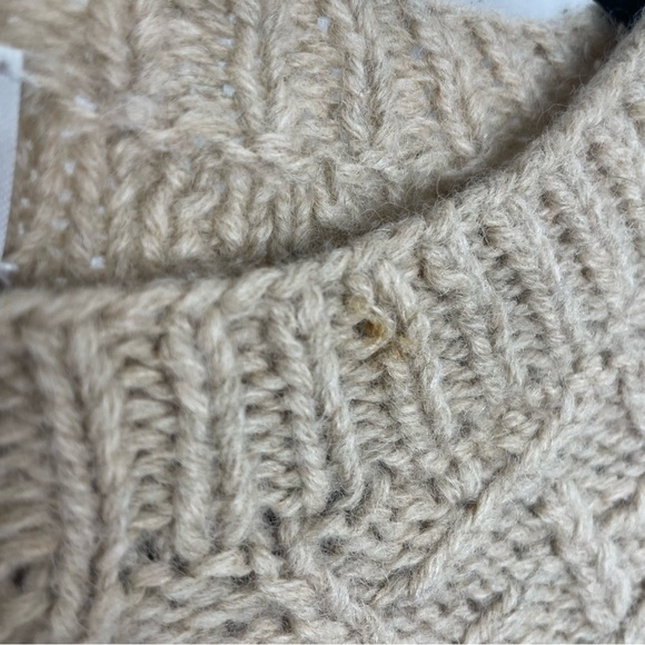 Vintage J Crew 100% wool taupe oatmeal sweater Small - Picture 5 of 5